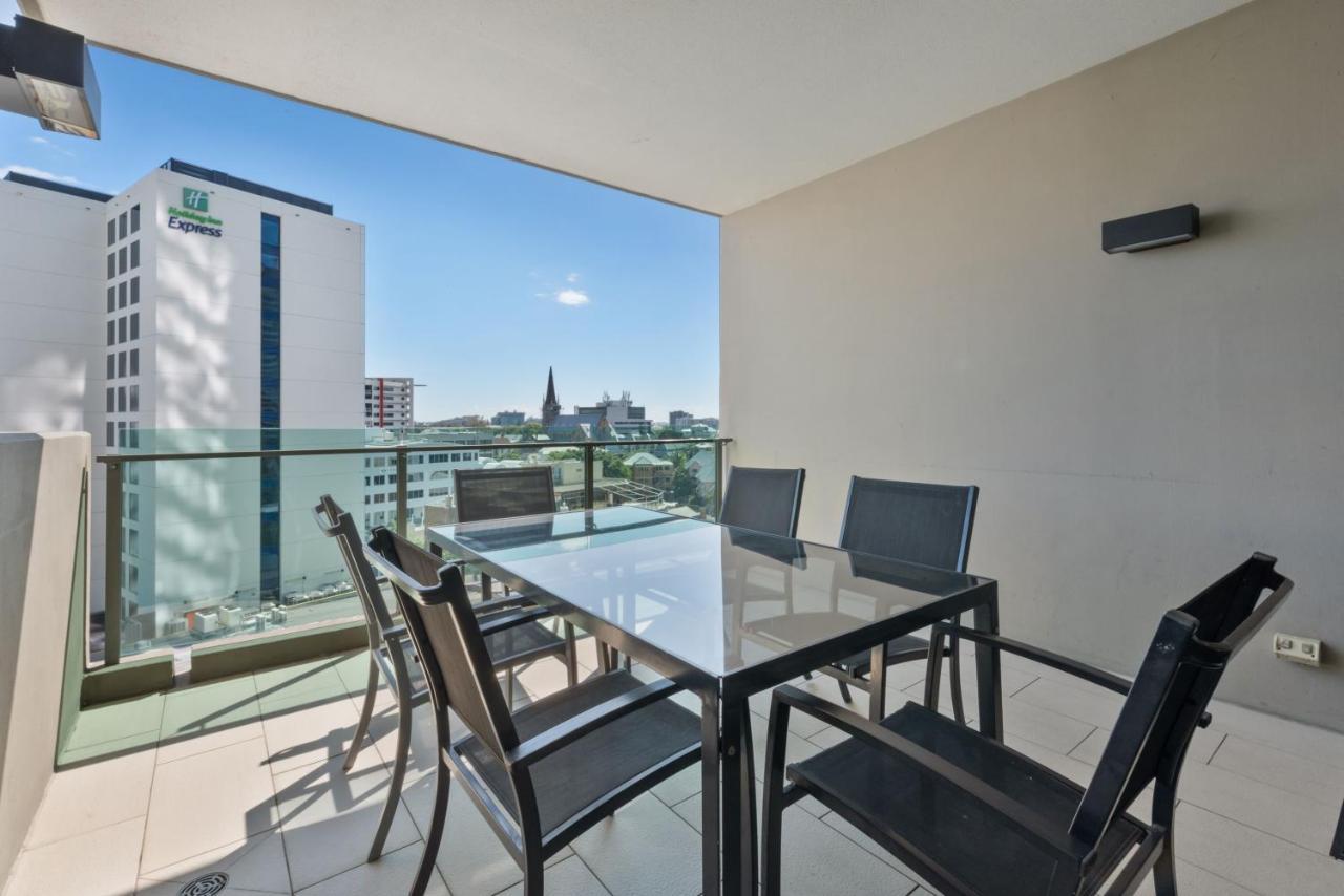 Aparthotel Quattro On Astor Brisbane Esterno foto