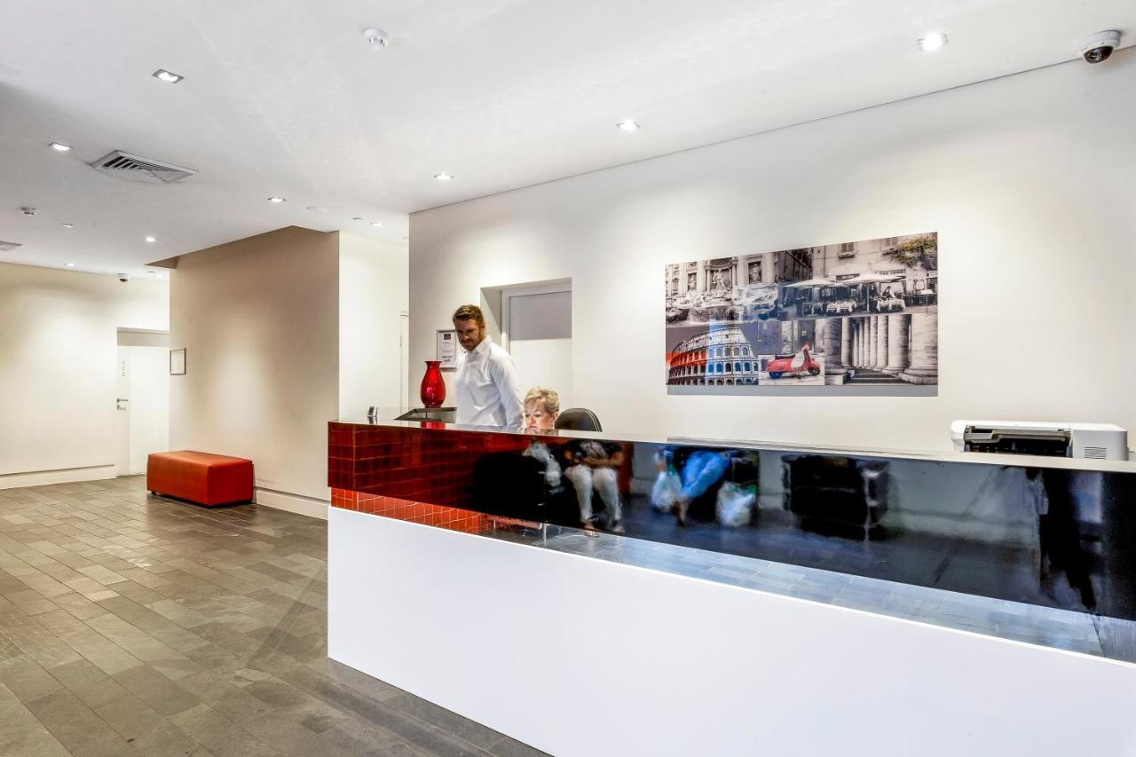 Aparthotel Quattro On Astor Brisbane Esterno foto